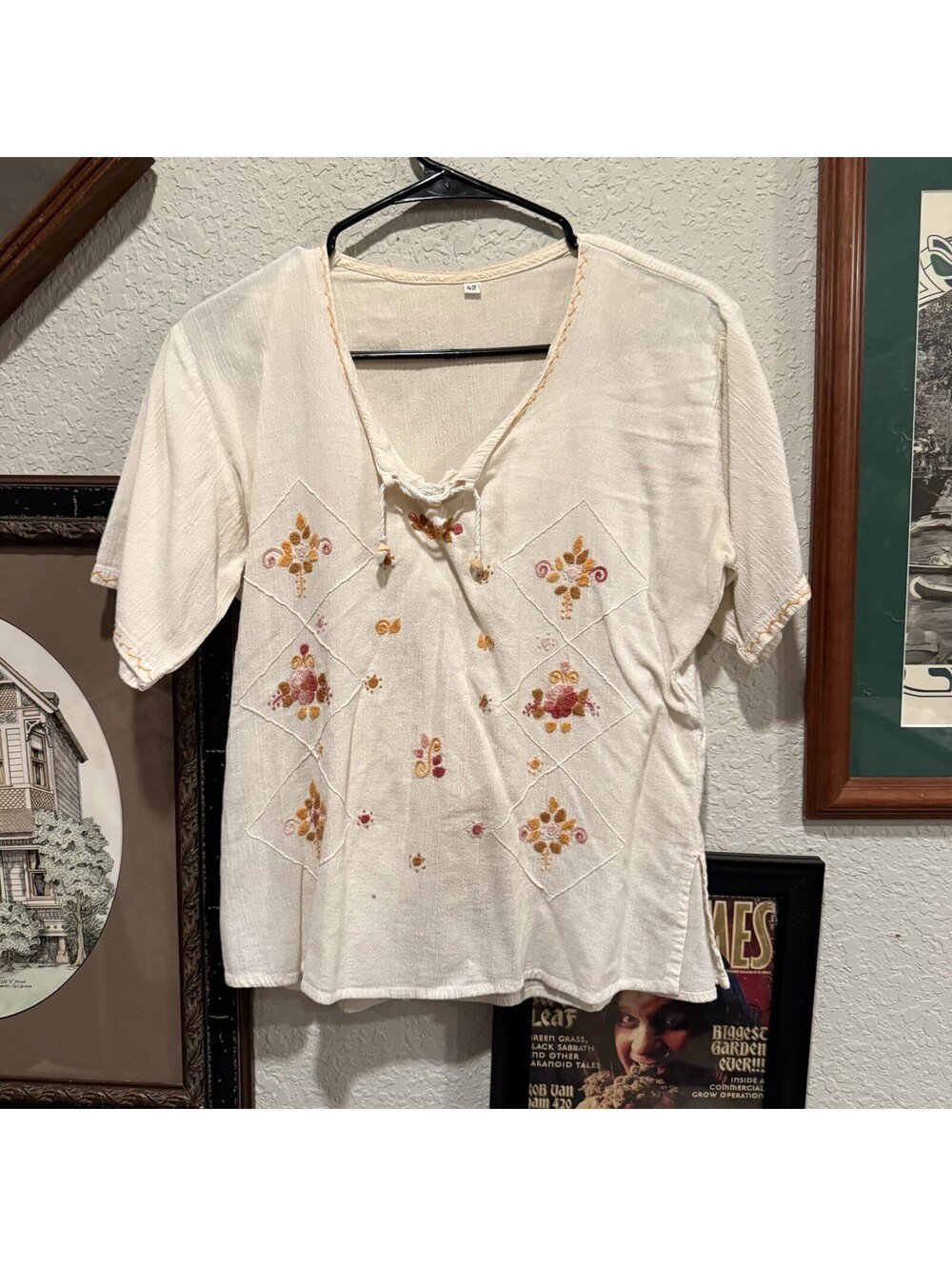 Vintage 60s/70s RARE Embroidered Hippy Boho Flower Linen Blouse Top Size Medium